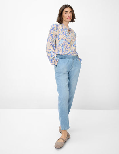 Denim: Chino in Tafeded Fit