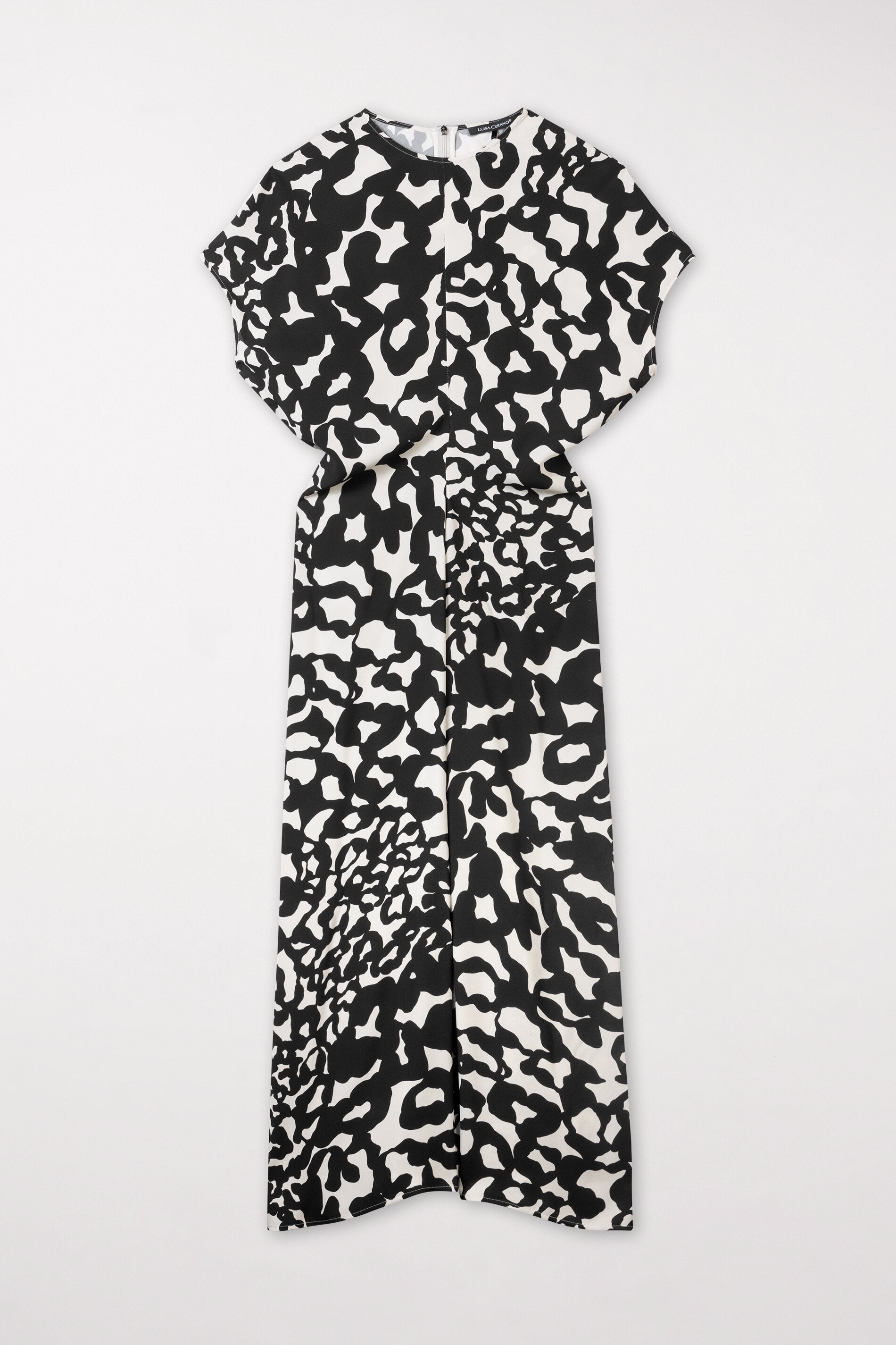 LUISA CERANO-Maxi dress with animal print – Karin Veit LUISA CERANO-Maxi dress with animal print – Karin Veit