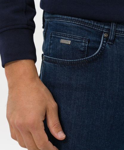 Modern Five-Pocket Jeans