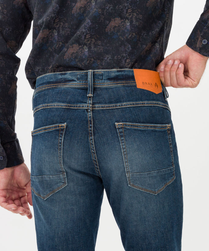 Five-Pocket-Jeans in Authentic  Denim