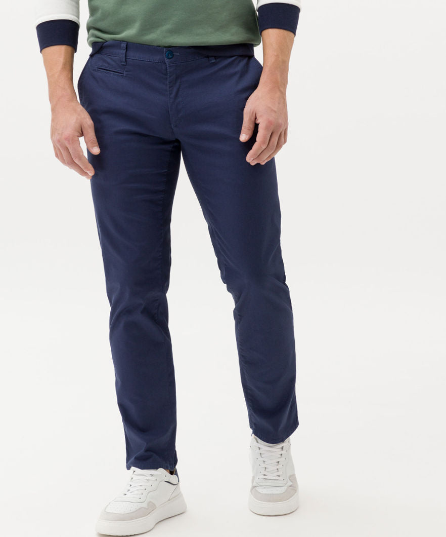 Ultra-elastic Slim Chinos