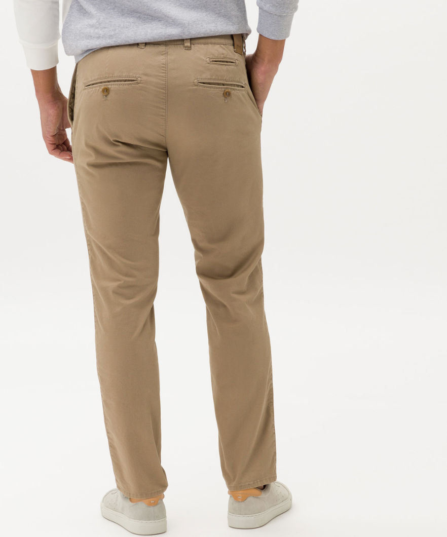 Ultra-elastic Slim Chinos