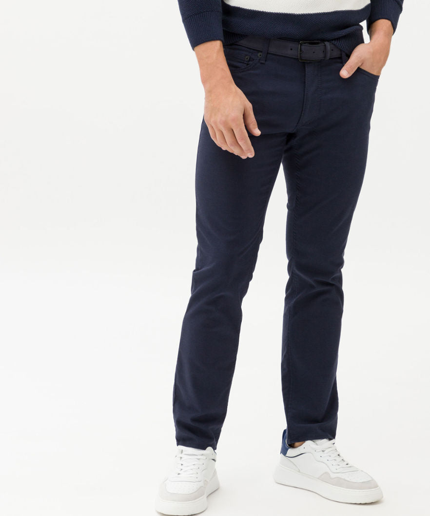 Five-pocket Pants in a Two-toned Look