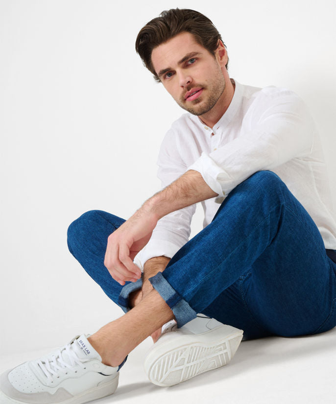 Five-pocket Jeans with A Modern Fit