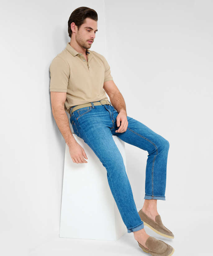 Five-pocket Jeans with A Modern Fit