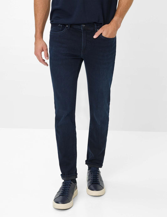 Denim: Five-Pocket Jeans in Slim Fit
