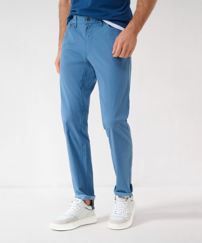 Five-pocket Pants in Modern Fit