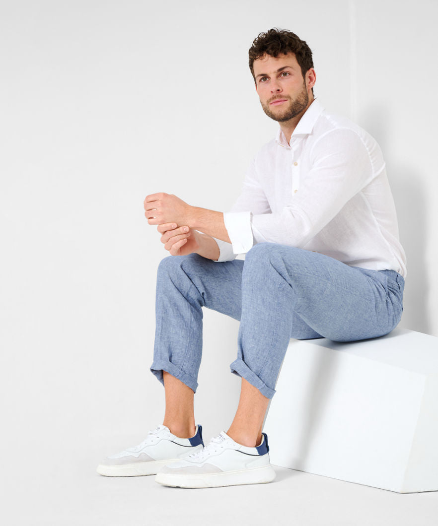 Chinos Made from Summer Linen