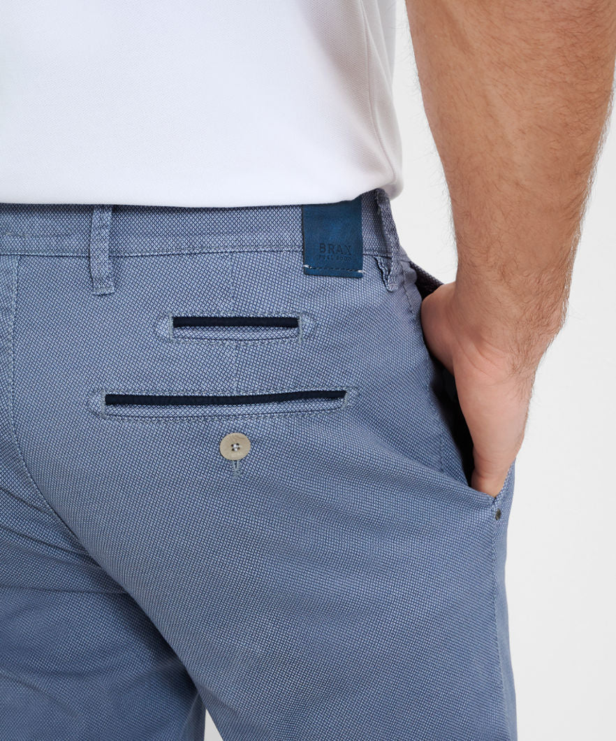 Slim Chinos Made from Hi-Flex Fibers