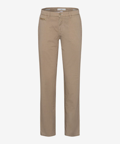 Slim Chinos Made from Hi-Flex Fibers