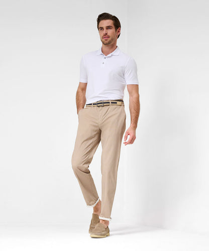 Slim Chinos Made from Hi-Flex Fibers