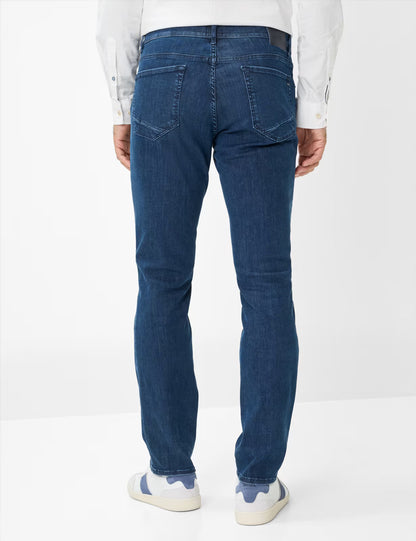 Hi-Flex Extreme: Five-Pocket Jeans in Modern Fit