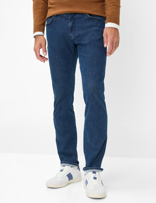 Hi-Flex Extreme: Five-Pocket Jeans in Modern Fit