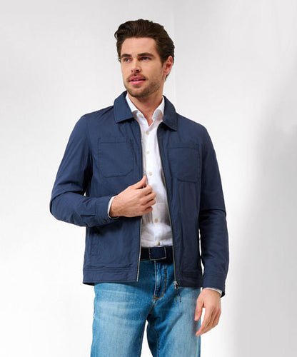 Sporty Men’s Jacket in Field Jacket Style