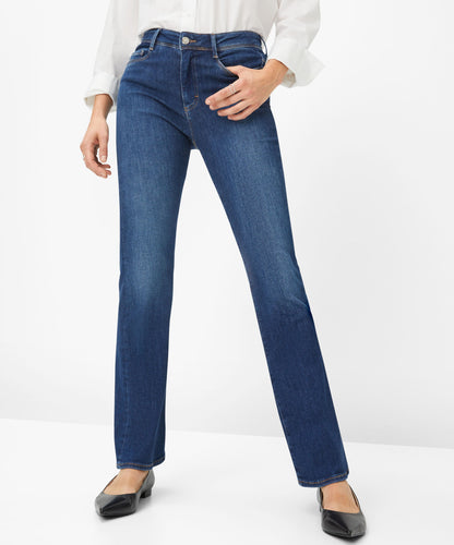 Free to Move: Five-pocket Jeans in Skinny Bootcut