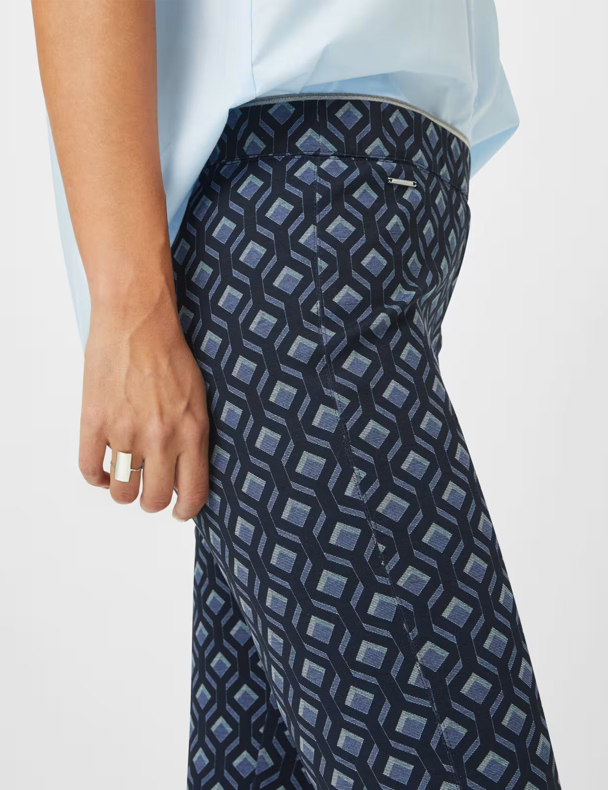 Mosaic Jersey: Leggings in Skinny Bootcut