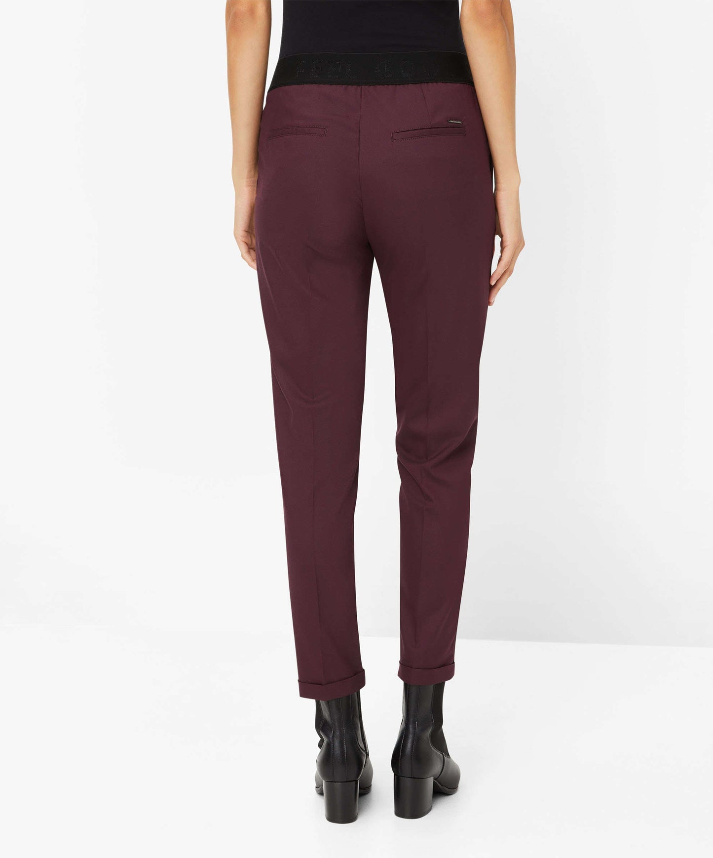 Woolook Pull On: 7/8 Length Pants in Regular Fit