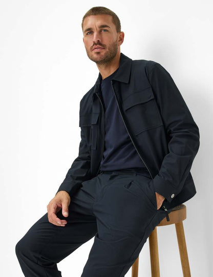 Performance: Chino in Tapered Fit