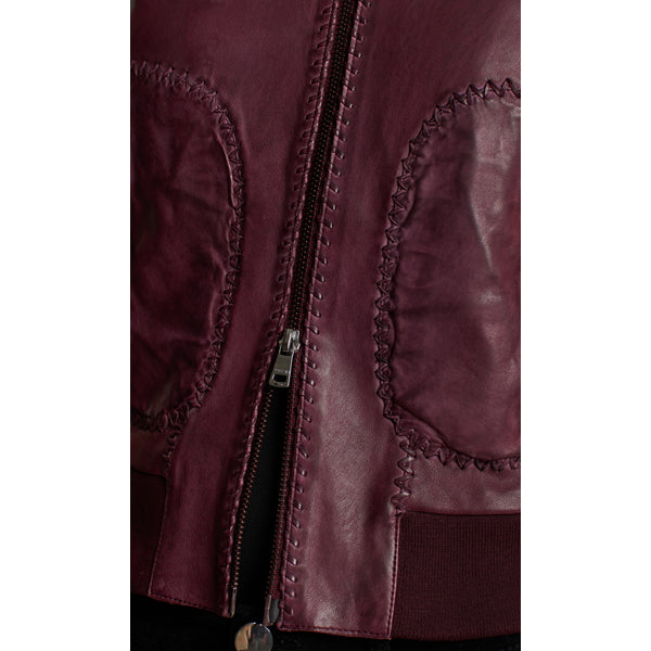 Leather jackt with decorative seams