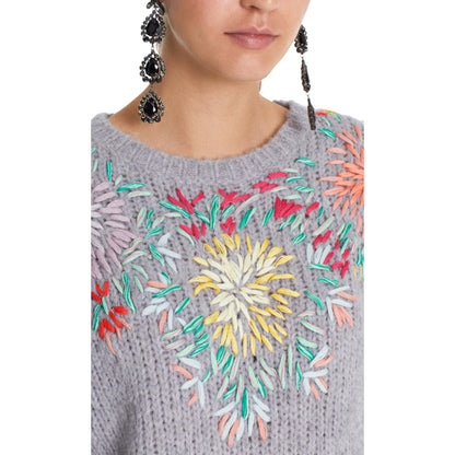 Knit sweater with floral hand-embroidery