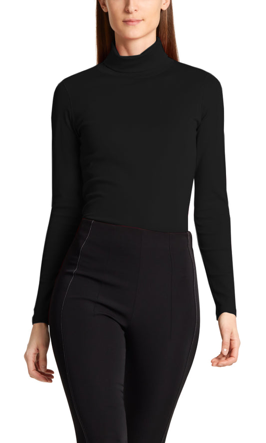 T-shirt with turtleneck