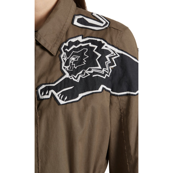 Outdoor jacket with lions